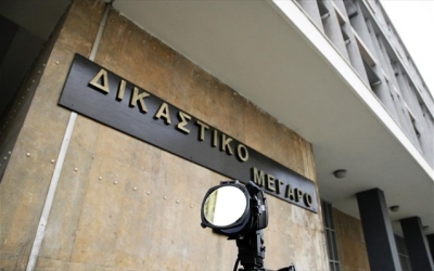 Έλεγχοι και πρόστιμα σε καπνιστές στο Δικαστικό Μέγαρο Θεσσαλονίκης