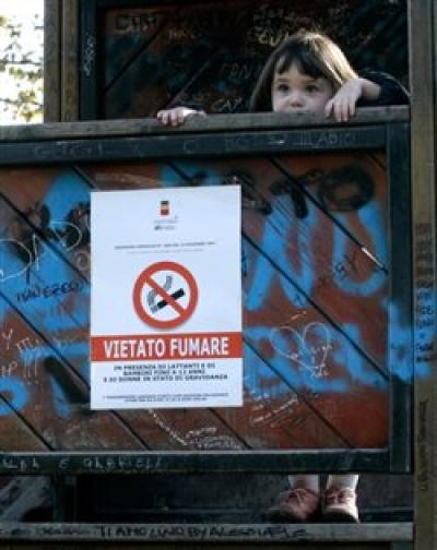Πρόστιμα-φωτιά προβλέπει ο νέος αντικαπνιστικός νόμος στην Ιταλία